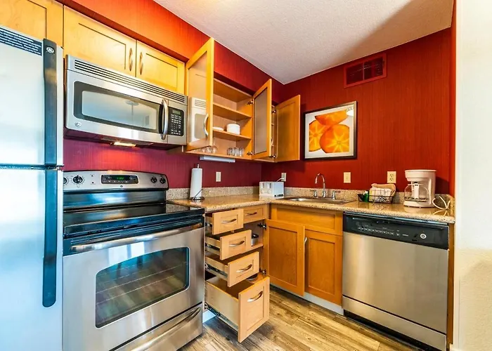 1bd Queen Economy Apartment