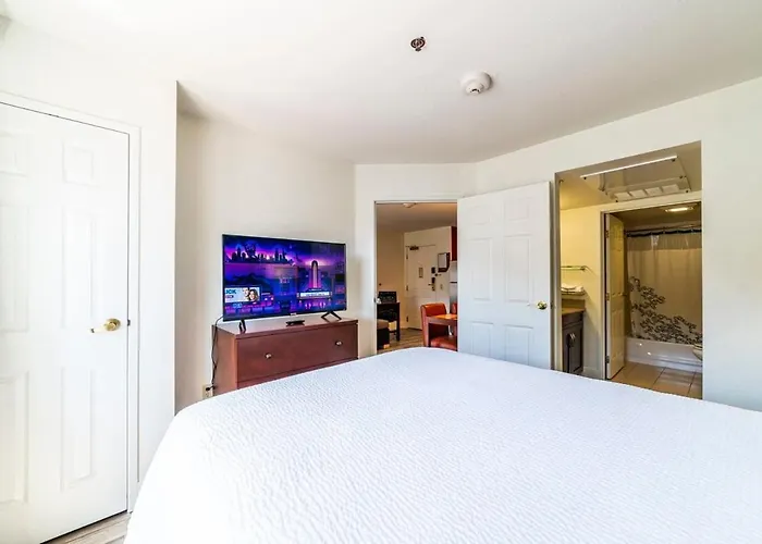 Apartment 1bd Queen Economy Phoenix